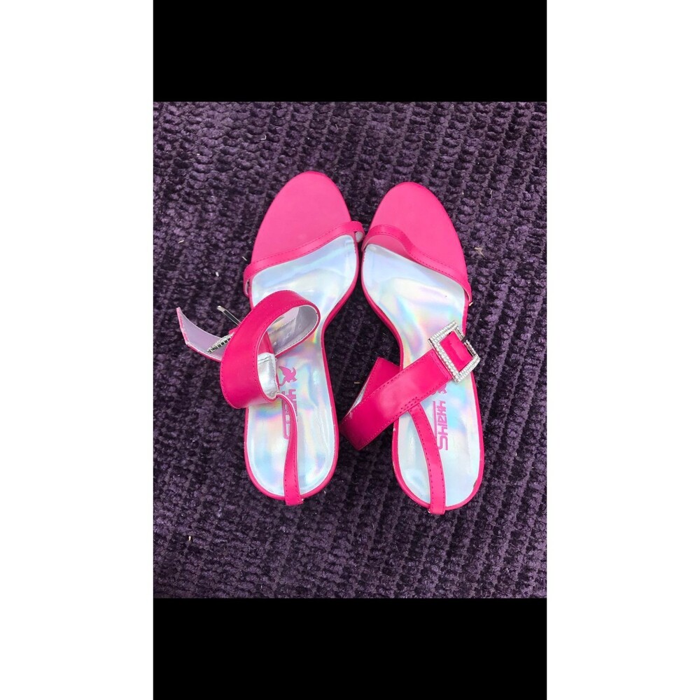 Pink strappy open toe rhinestone accent strap shoes